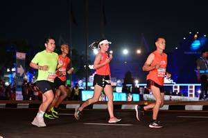 BIB: 2084, 200
                            <button type="button" onclick="openModal(15070052)" class="btn btn-primary btn-sm float-right btn-popup" data-toggle="modal" data-target=".modal-high-quality">
                        <i class="fas fa-shopping-cart"></i> Add to Cart
                    </button>
                                            <button type="button" onclick="isThisMe(15070052, true)" class="btn btn-success btn-sm float-right btn-popup btn-isme hidden" data-toggle="tooltip" data-placement="bottom" title="นี่คือรูปของคุณใช่ไหม คลิกที่นี่เพื่อเอาเข้าอัลบั้ม">
                        <i class="fas fa-plus"></i> Add to album
                    </button>
                    <button type="button" onclick="isThisMe(15070052, false)" class="btn btn-warning btn-sm float-right btn-popup btn-isnotme hidden">
                        <i class="fas fa-ban"></i> Remove from album
                    </button>